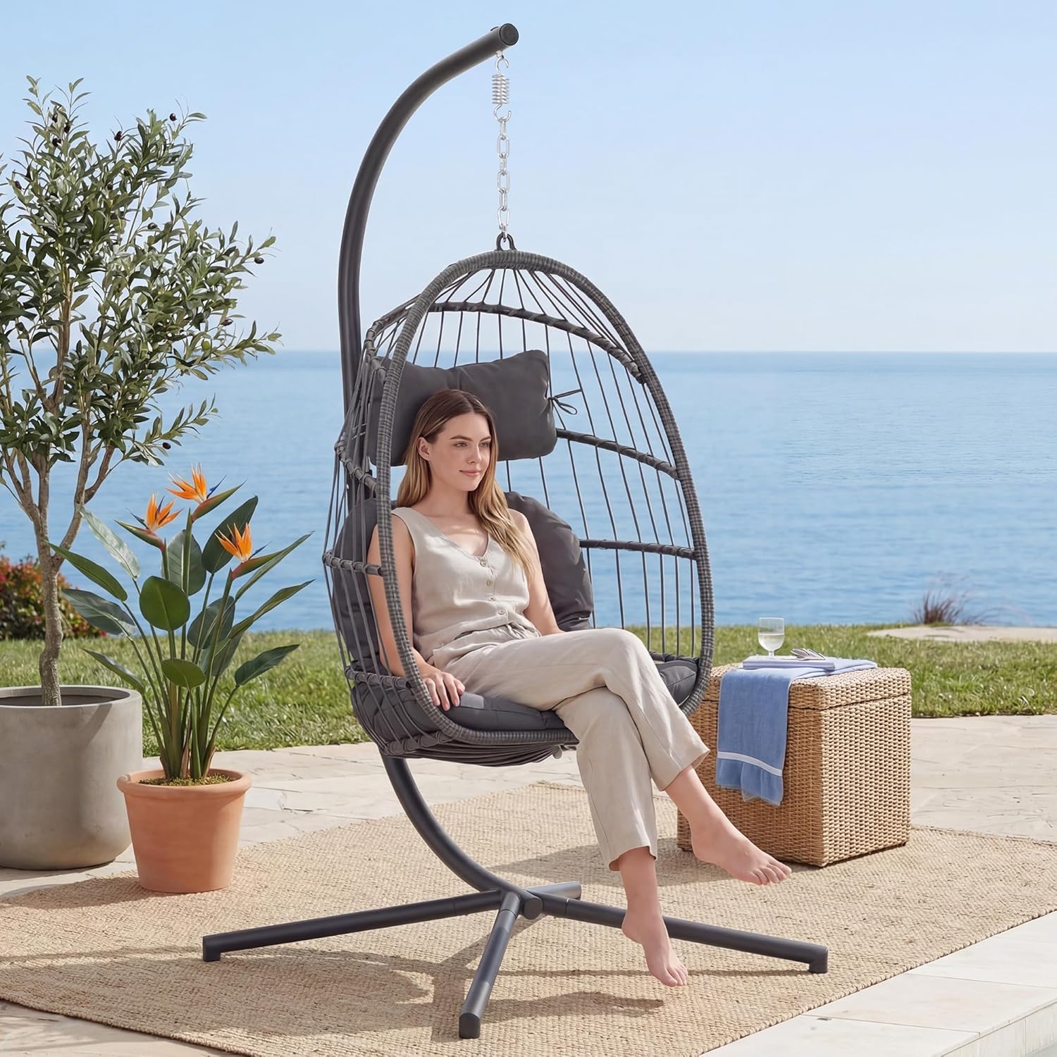 Hangstoel voor binnen en buite - Hanging Egg Chair recensie en prijs